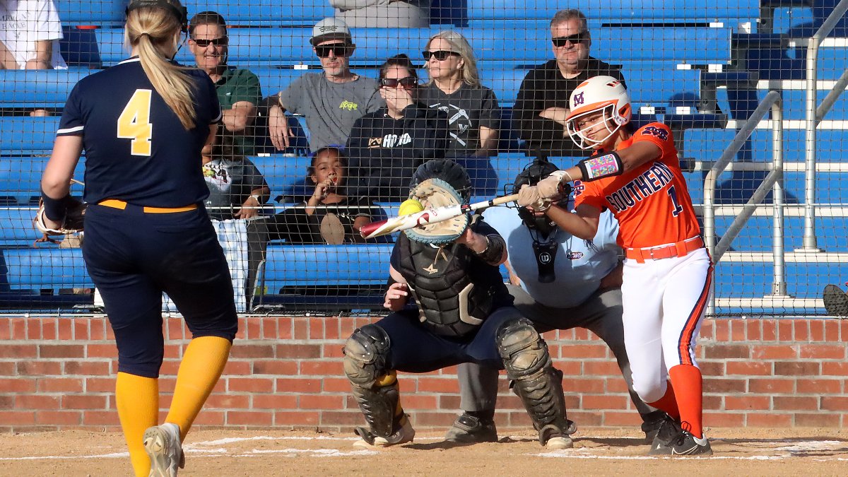 RichmondRsports's tweet photo. HIGH SCHOOL SOFTBALL
Final from Berea …
Bryan Station 13, Madison Southern 1
Crystal Cooke - HR
Taylor Reeves &amp; Chloe Rison - 1-for-2
Lady Eagles (5-10) return to action Thursday vs North Laurel
@MSHSSoftball1 https://t.co/BoX6EO03vd