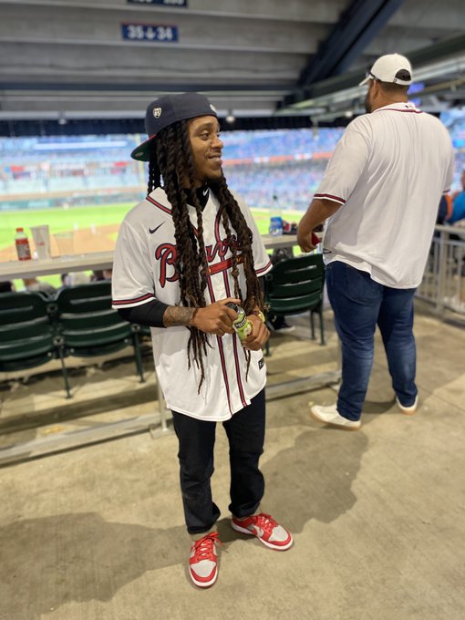 1 pic. Go Braves! https://t.co/IIM6pXMug5