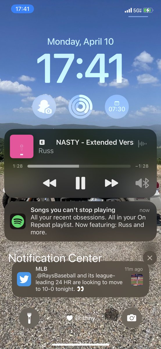Brittinyy's tweet photo. Damn, how ya gonna do me like that @SpotifyUSA? 🤣🤣🤣 https://t.co/NTsynotFvl