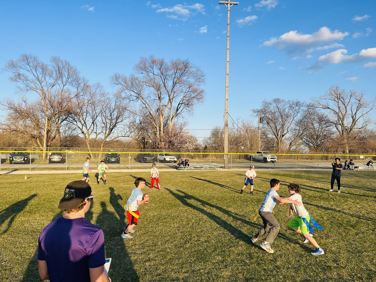 Bellevue East Football tweet media