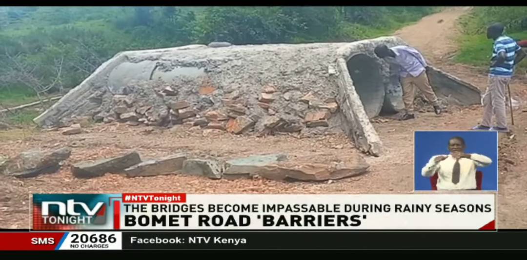 ntvkenya's tweet photo. Confusion as Bomet contractor builds 'barriers' instead of bridges 

https://t.co/6SLahOS9Rd https://t.co/yVhVPiNtzM