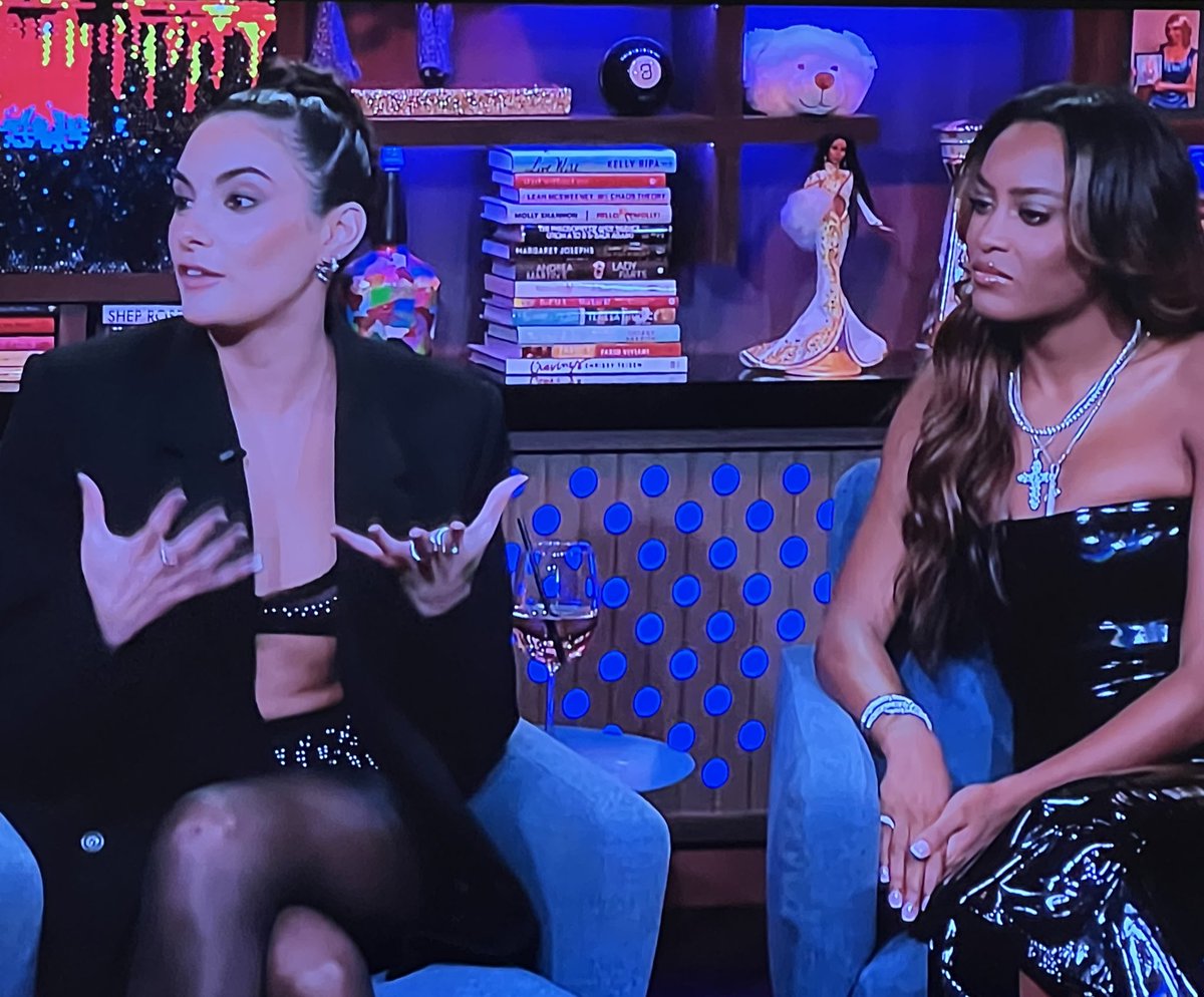 sophrossbrooks's tweet image. I’m kindaaaaaaa good on not watching either of them ever again tbh #wwhl