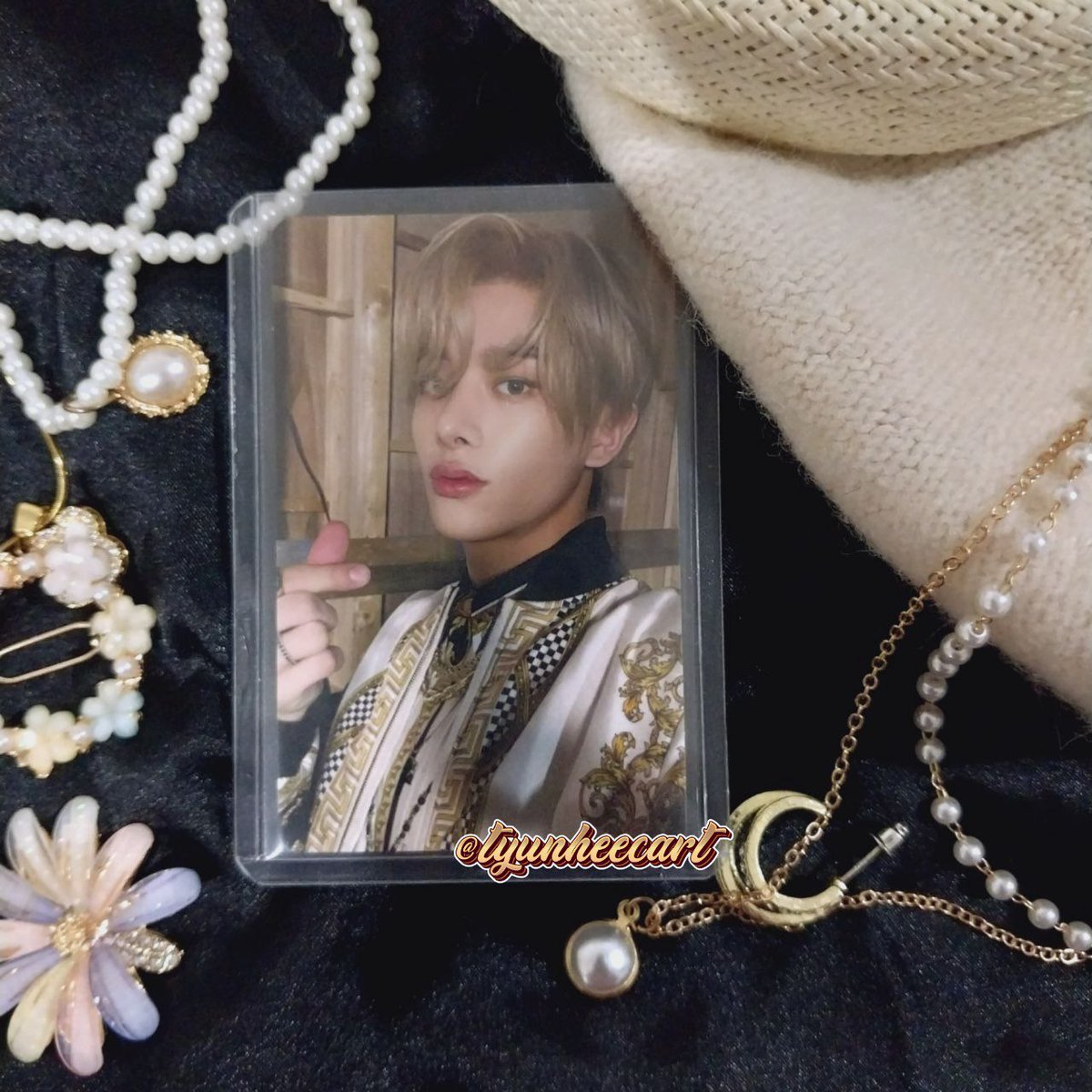 tyunheecart's tweet photo. 🛒#doeeye_give

「photocard giveaway」

Random retweeters will be given photocards! 

Mechanics:
— rt the tweets on this thread
— tag moots
 ends after all under this post is sold

*gyu &amp; hee pc are both in mint condi. minimize expectation on jake pc https://t.co/SKPwQbTewE