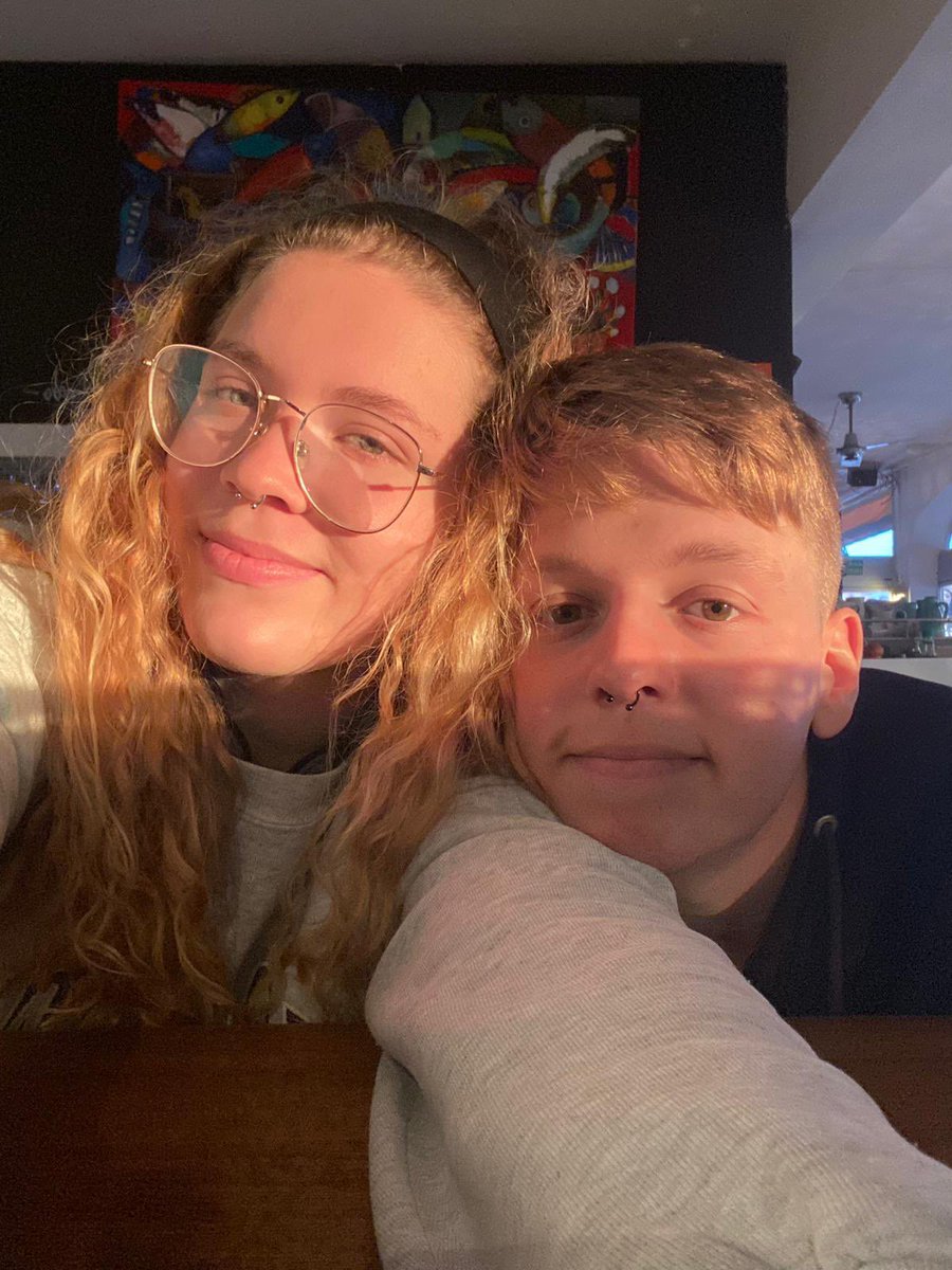 lilkamira_'s tweet photo. Hilo de la foto favorita que tengan con su pareja 

🥹🫶🏻 https://t.co/GtggdVaMJ1