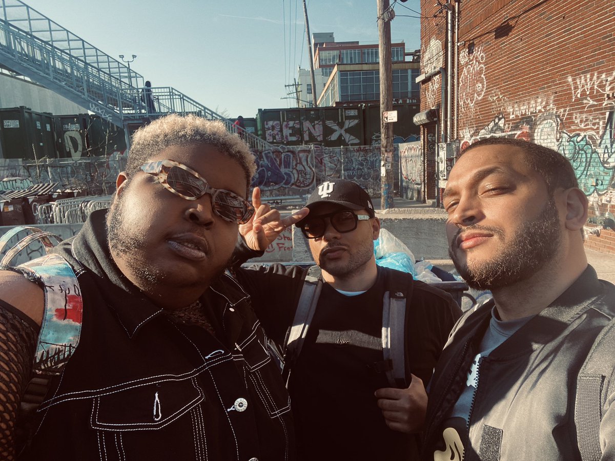 amirstayfly's tweet photo. Chef’s cooking for me  @coldpressedpapi @aglegaspi 
ASF LP1 Loading……… https://t.co/YE5ihWrUhc
