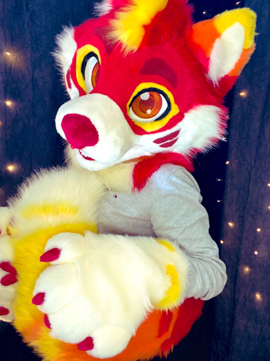 MoonfullSuits's tweet photo. Forgot to do his post after the initial reveal, so here he is! You can find more of this cute bean on @mansterzs! https://t.co/YmsniWGwHf