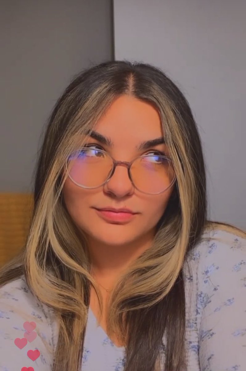 mxndysofia's tweet image. Amandita &amp;lt;3