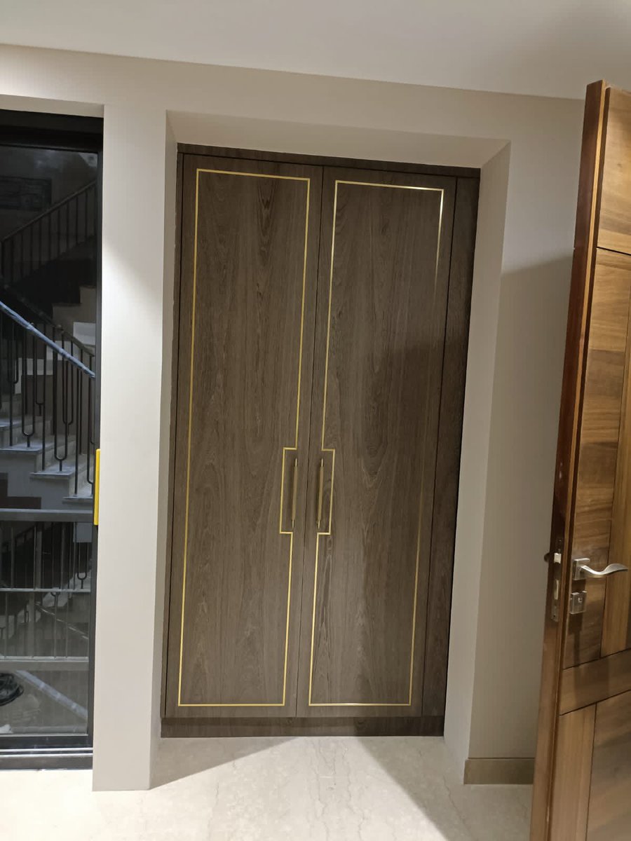 ajeetpgdm10's tweet image. हरे कृष्णा🙏🙏New site completed-
Kitchen &amp;amp; Wardrobes crafted with all latest accessories and client&apos;s taste.

Location: Yojna Vihar (East Delhi)
Service: Modular Kitchen&amp;amp; Wardrobes !!

To get connected with us call us @ 9911114980

#modularkitchendesigns #raemdesign#kitchenspace