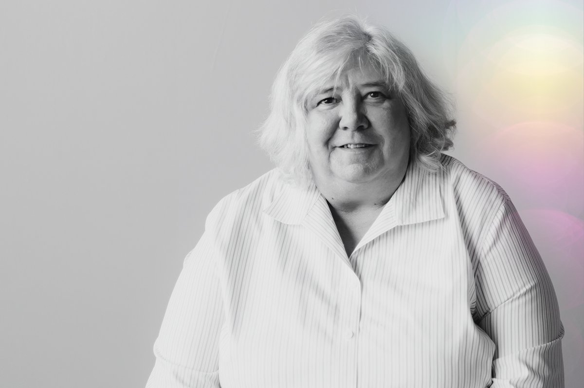 🧵One Iowa learned today that our co-founder, Sharon Malheiro, died last night. Our hearts are in mourning that we lost a legend.