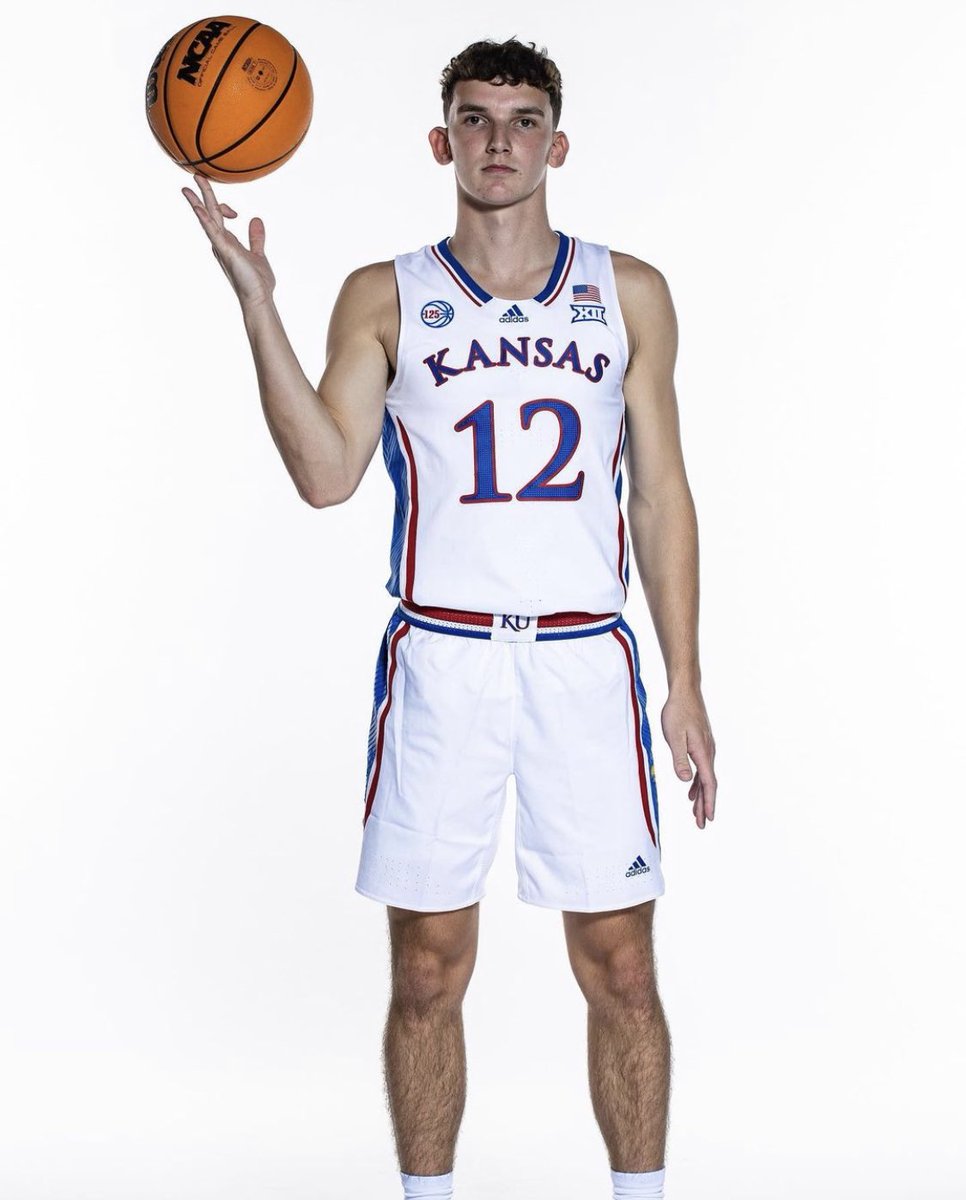 Mike Evers tweet media