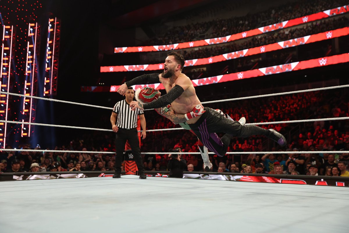 Finn Bálor on Twitter "I beat the ‘Hall of Famer’ reymysterio with 14