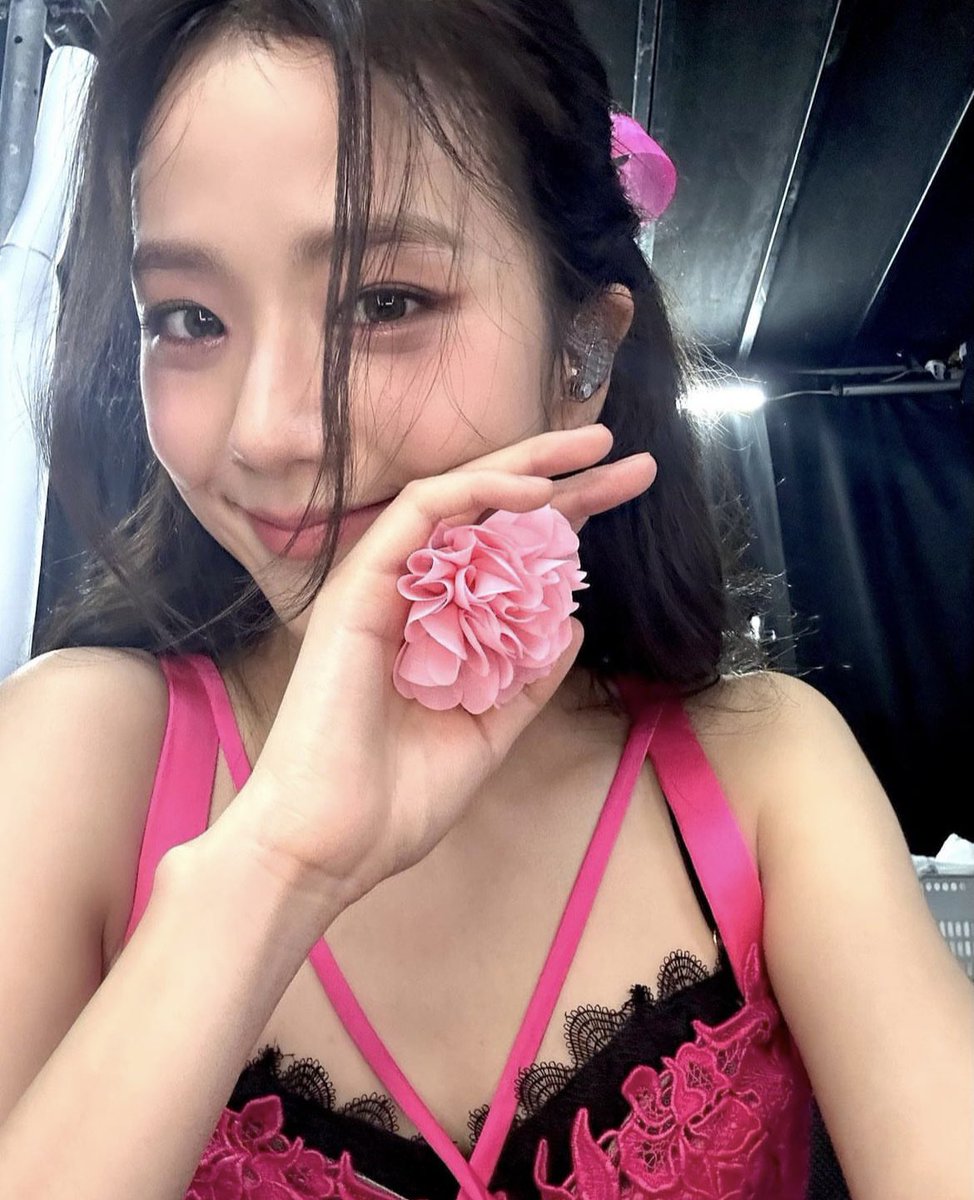 keitadj3's tweet photo. #BLACKPINK ジス at 東京ドーム

「久しぶりに日本でBLINKに会えて幸せでした！」 https://t.co/YpoMWyvIOY