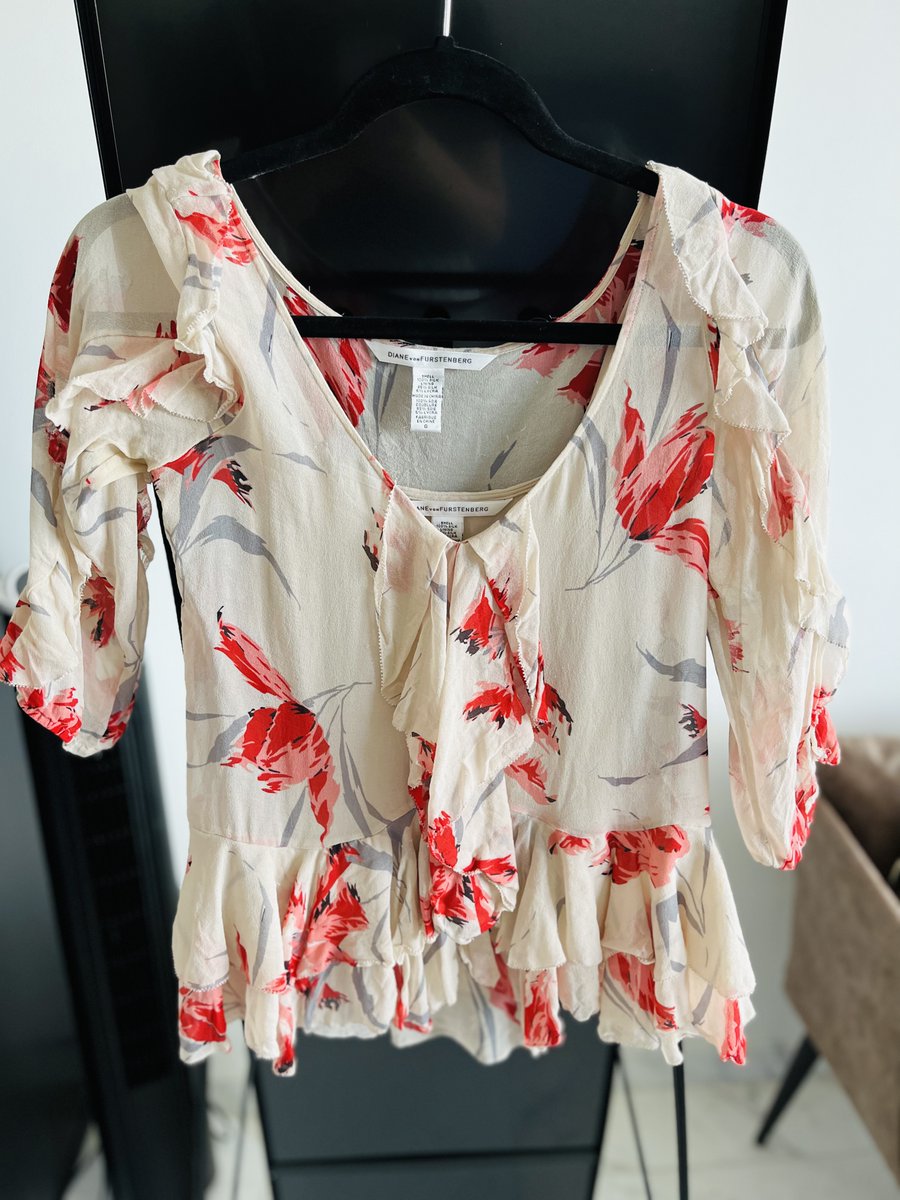 Goodchoi_SGP's tweet photo. アイテム名：Diane von furstenberg シルクトップス
売却希望価格：35.00SGD

https://t.co/lacZYeL1RS

※売り切れの場合は、リンク先に表示されません。

さぁ皆さんも、どんどん売って、どんどん買おう！
グットチョイス、グッチョイ！で。 https://t.co/Lmjse7SbEN