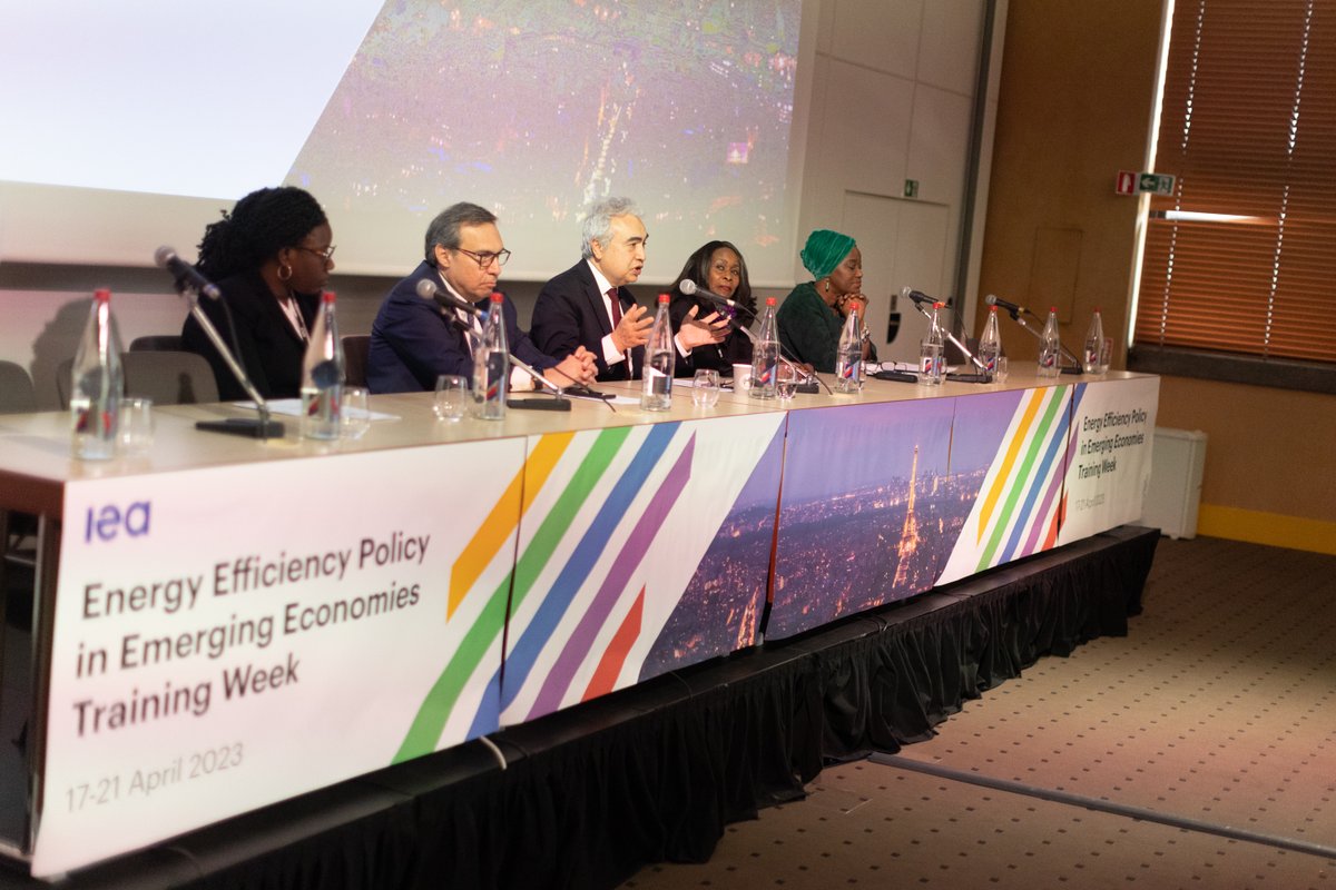 fbirol's tweet photo. Delighted to welcome participants from Asia, Africa, Latin America &amp; beyond to @IEA’s Energy Efficiency in Emerging Economies Training Week in Paris

Since 2015, @IEA has trained more than 2,000 energy efficiency policy makers &amp; professionals from over 120 countries worldwide https://t.co/TqnwO0LbMw