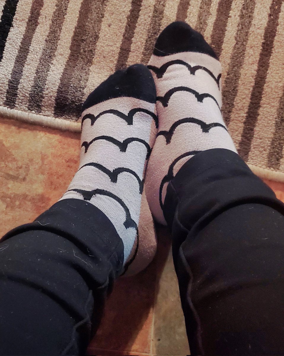 My sissy <a href="/MilkySissy/">Milky Sissy 🔞</a> like to smell my pretty feet. Would you like a sniff? #dommymommy #sissynsfw #paypigwanted #feetpic #payme #goddess #sissification #sissycaged