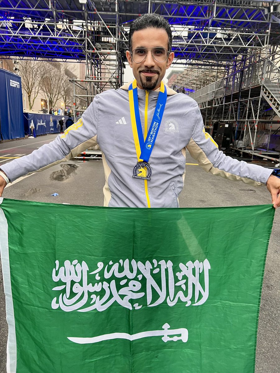 الحمدلله انتهيت المارثون بزمن ٢:٥٤:٥١
زمن شخصي جديد وتجربة رائعة في اول مشاركة لي في مارثون بوسطن

<a href="/Saudi_SFA/">فعاليات الرياضة للجميع</a> <a href="/bostonmarathon/">Boston Marathon</a> <a href="/Qatif_Runners/">Qatif_runners</a> <a href="/athleticksa/">ألعاب القوى السعودية</a>