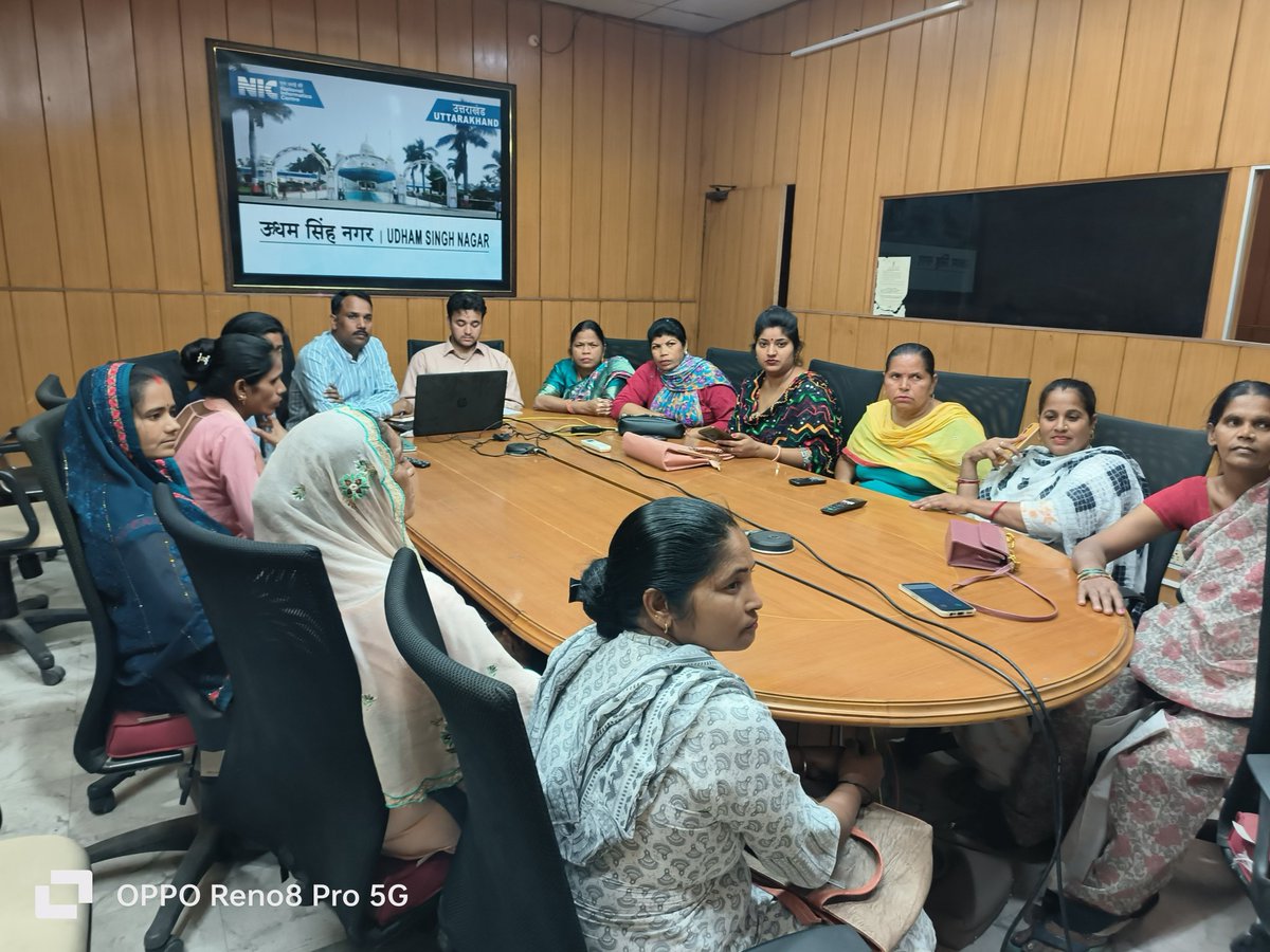 usrlm_usn's tweet photo. District Udham singh nagar Sangthan se Samriddhi abhiyan ke tahat Social mobilization campaign me pratibhag karte huye SHG member https://t.co/pJYxgUcnrO