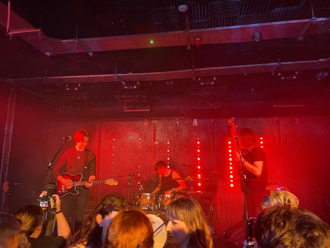 docfreighter's tweet photo. Some of the incredible photos you all took the other night❤️

Just a reminder if you haven’t already casted your vote in the Isle of Wight festival competition if you and anyone you know could take the time drop us a vote every single one counts and it would mean a lot to us x https://t.co/9cTEjsh3e8