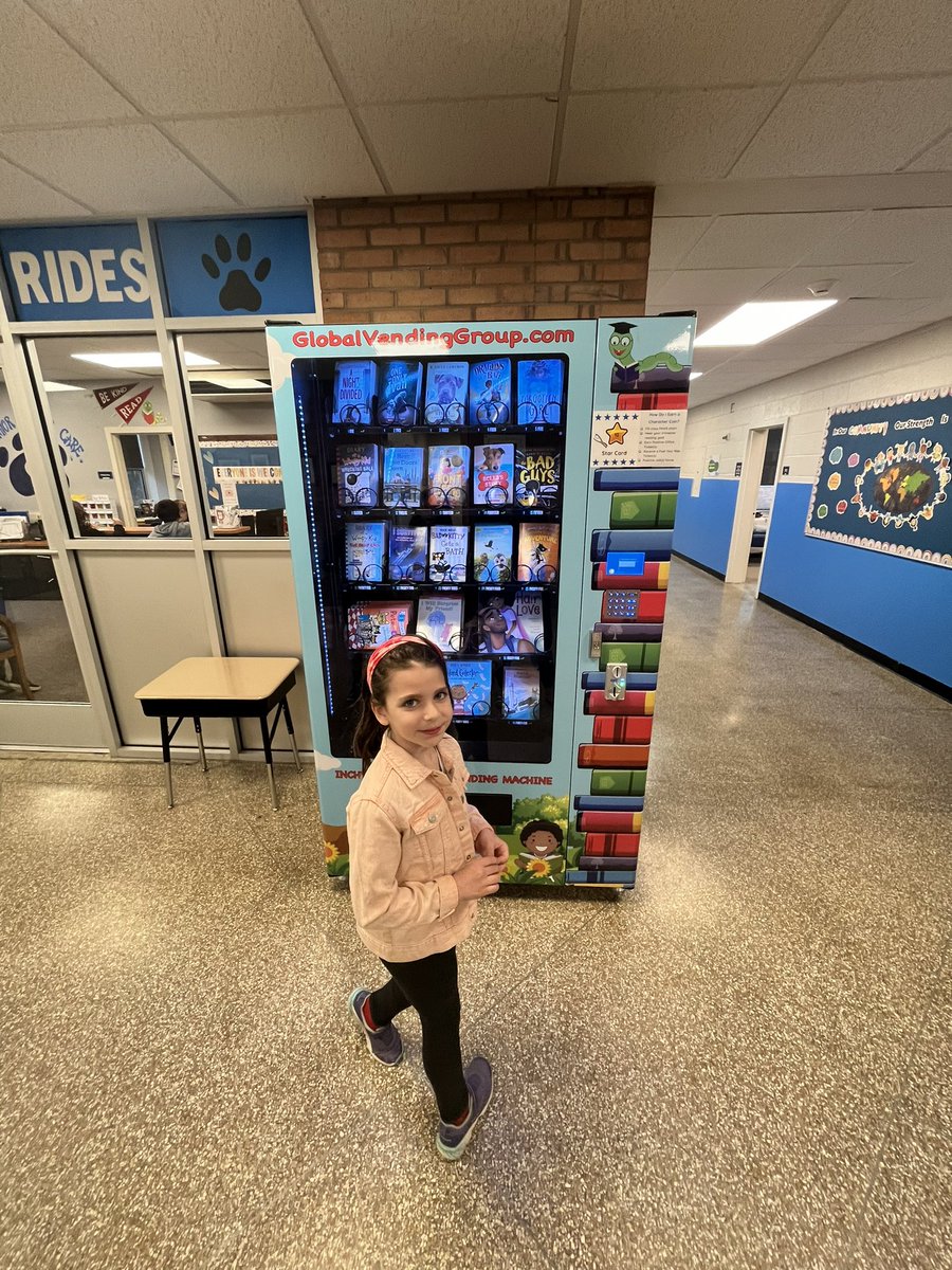ConnorCougars's tweet photo. Congratulations to Noa from Mrs. Kearneyโs class! She earned 10 character points and received a coin for the book vending machine!! #RPCREADS ๐พ๐#ConnorCougarsCare @rpccougarspta https://t.co/he50QXMMYz