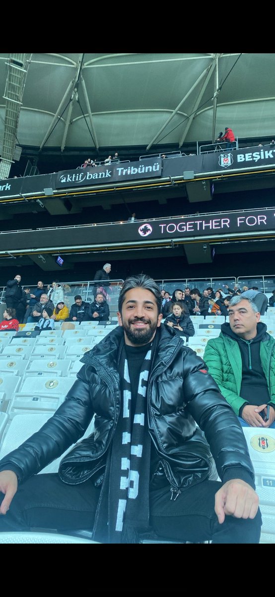 Tekin24erdem's tweet image. #besiktas #çarşı #forzaçarşı 🦅