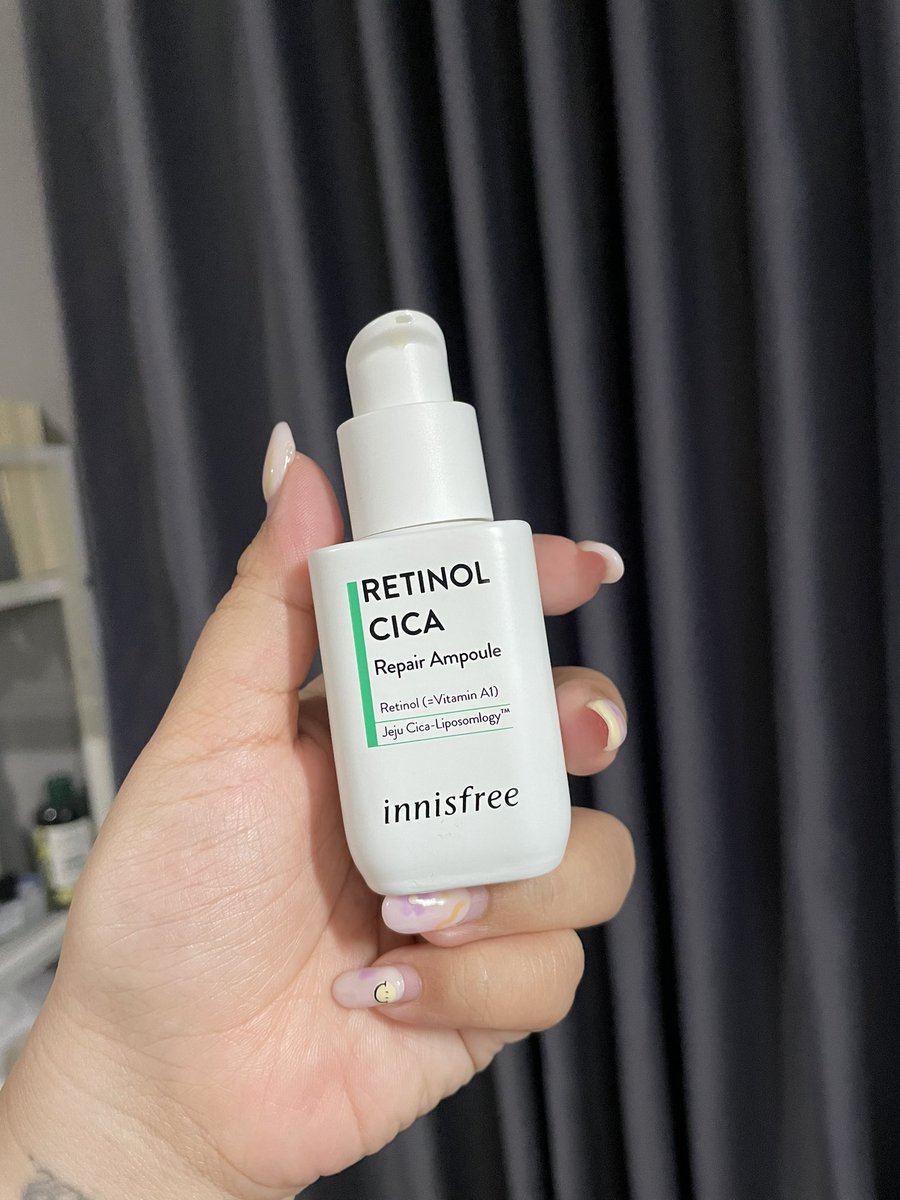 hbker07's tweet image. ทุกคนฟัง ฟังงงงง การทาเรตินอลก่อนนอนมันสุดยอดจริงๆ นี่ทาครบ 2 วีคแล้ว เห็นผลแบบ ตะลึง กุล้างหน้าแล้วช็อก หน้ากุเรียบสัดดดดด ล้างหน้าแล้วไม่เคยรู้สึกว่าหน้าเรียบขนาดนี้55555555 เรียบจนตกใจ 😭 ไม่เคยคิดว่าผิวตัวเองจะได้สัมผัสกับคำว่า glass skin มาก่อน แต่ตอนนี้หน้าสดเงาเว่อ กุแบบ😭