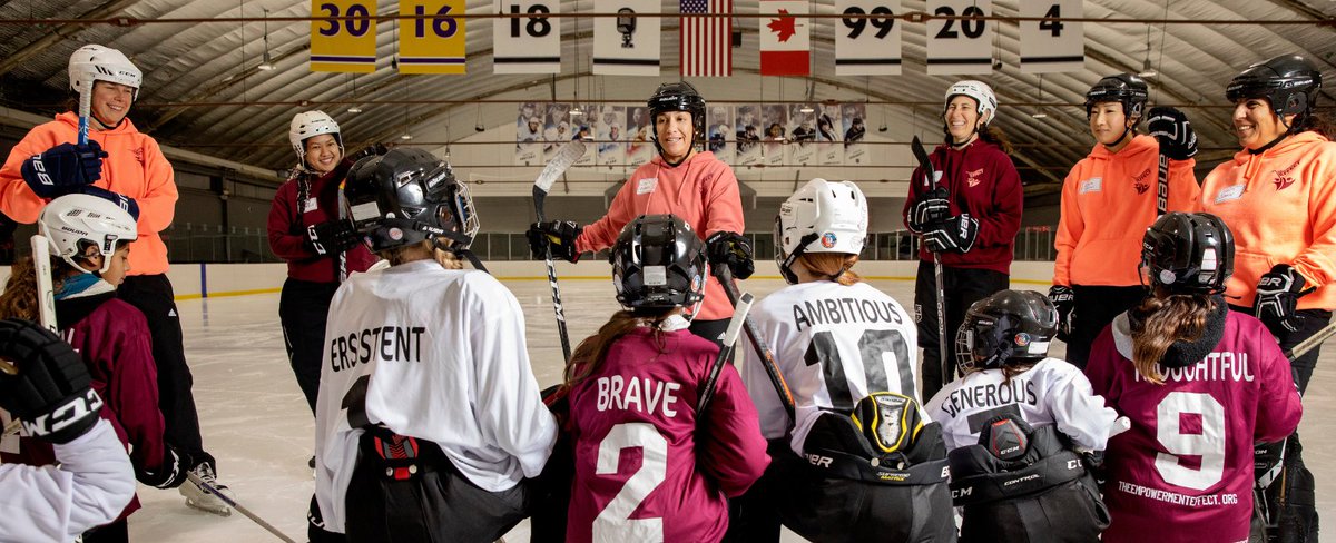 TMHealthSystem's tweet image. Estela Rivas-Bryant empowers girls through ice hockey. 🏒 #CommunityVIP
ow.ly/LTP750NIEWl