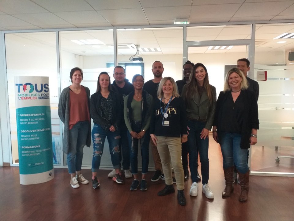 MSAServicesPA's tweet image. Encore une super formation #Décodage qui se termine 😭Pôle emploi et Msa Services Formation au service des métiers du Grand Âge !  10 nouveaux professionnels de Valeurs grâce à l&apos;agence #poleemploi #saintraphael  #saad