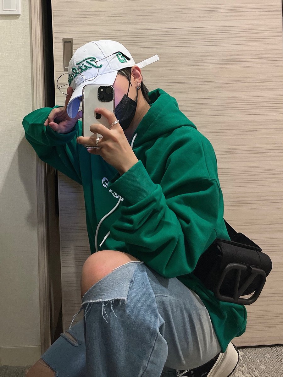 elastbook's tweet image. tiny in

#ELAST #엘라스트 #CHOIIN #최인 #백결 @ELASTofficial