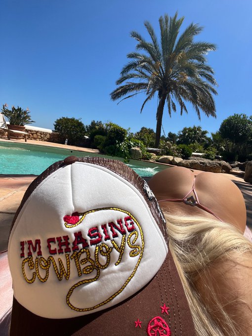 Thanks for 3K followers bby&rsquo;s 🥹🫶 https://t.co/7m3zdiJheK<a href="/tag/happyeaster"class="tags"><span>#happyeaster</span></a>