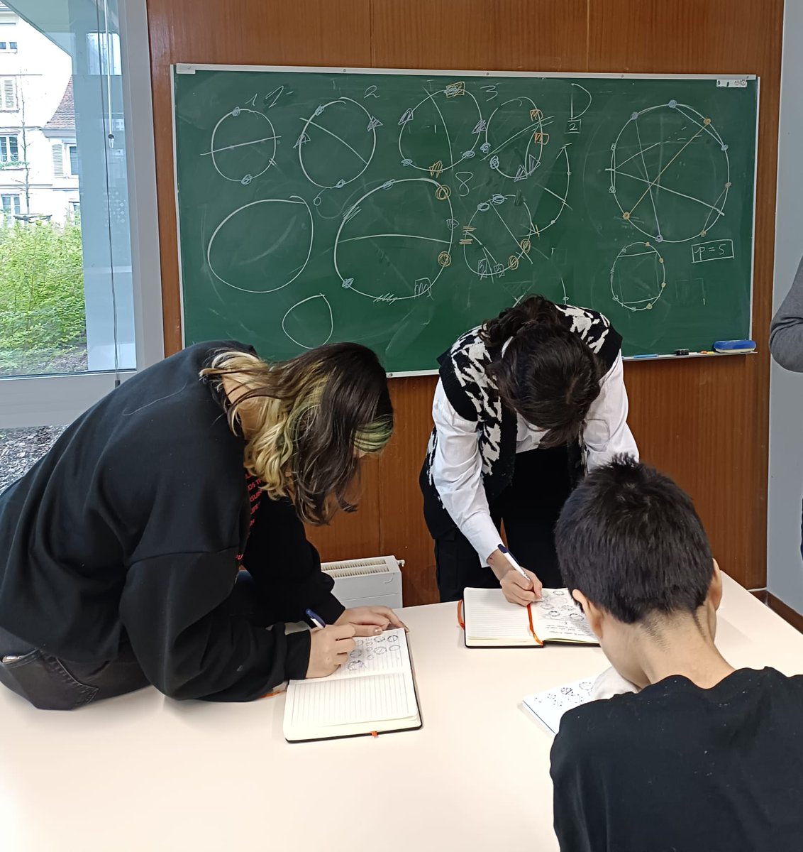 unistra_irmiapp's tweet photo. 👧 14 high school girls are enjoying the 2023 edition of #RJMI at IRMA @Unistra for exciting 3 days around mathematics and computer science #FillesMathsInformatique Many thanks to the speakers and the organizers @Asso_Animath
@femmesetmaths
@FemmesSciences https://t.co/sebJz1BL9v