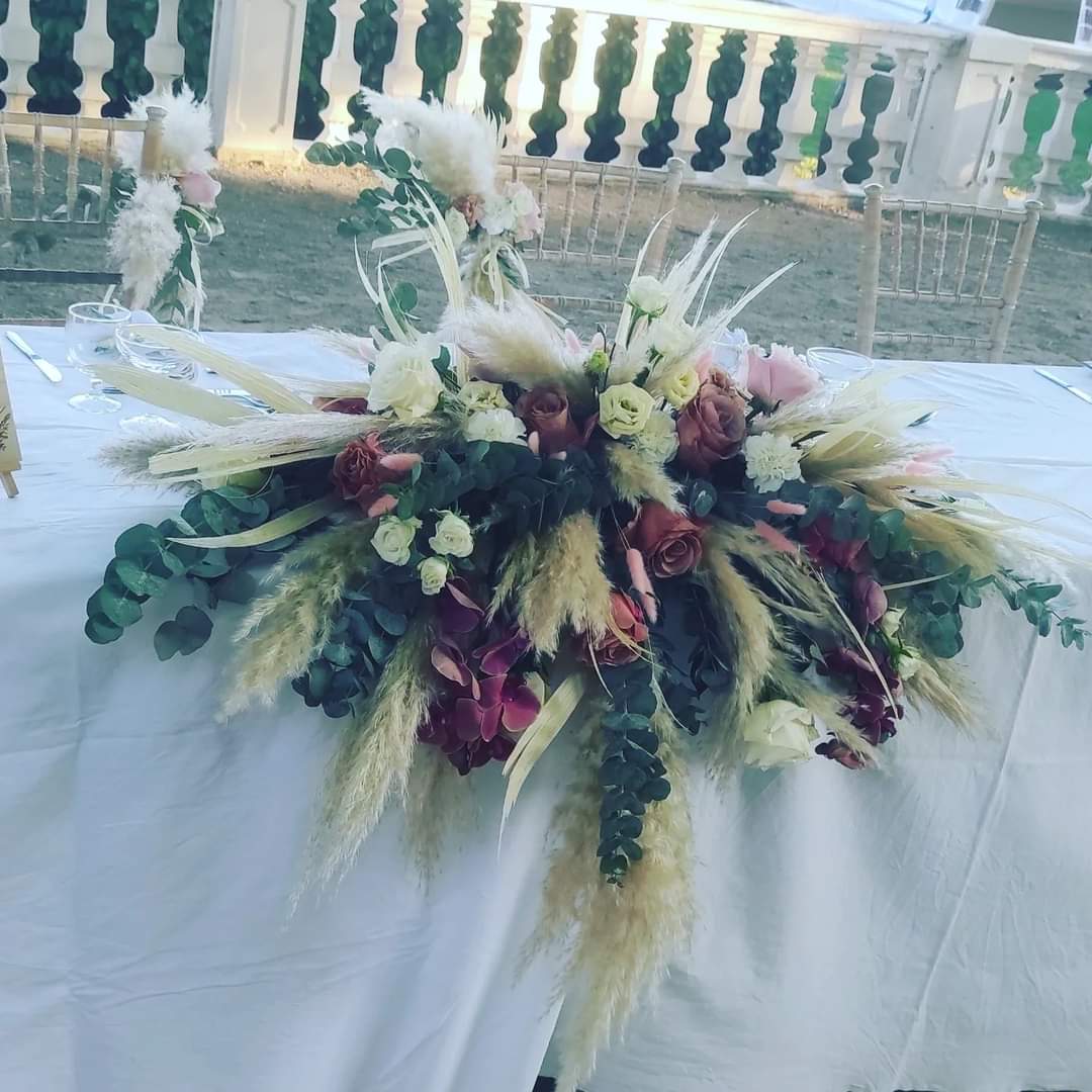 LilieSegato's tweet photo. 30/07/22
Justine et Jorge

Sous la coordination de 
@sabrina_dream_day
Des prestataires au top 
@kilucrudecoration @kilubox_borne_photo 
@lechateaudeffends 
@dixitprod @jeanlouisbrunphotographe @caroline_lelion @stefane_exr6destyle 
@lasourceexperiencesplurielles 
@deliquecisalsa https://t.co/4o5tAQxKPR