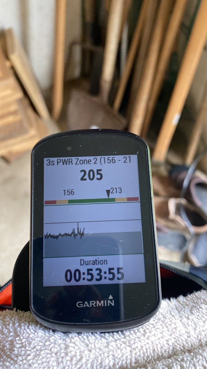 SasaTrifunovski's tweet photo. No better way go do zone2 than @GoZwift hub and @GeraintThomas86 podcast 
#WattsOccuring https://t.co/NcYFtGVHiU