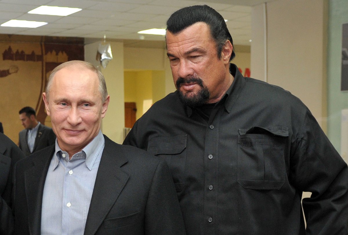 In today's #vatniksoup, I'll introduce a Russo-Serbian-American actor, martial artist and carrot-enjoyer, Steven Seagal. He's best-known for allegedly pooping his pants, for his praise of dictators around the world, for being a dick, and for his sexual harassment lawsuits. 1/19