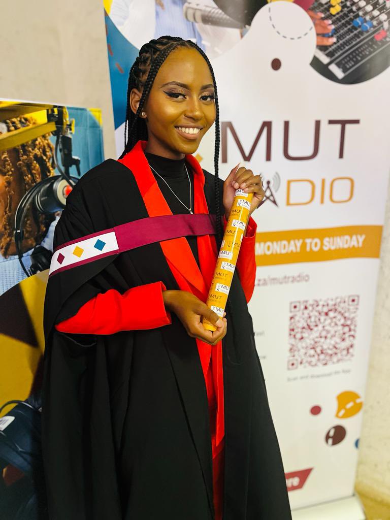 MUT_Alumni's tweet photo. Girls looking gorgeous at #MUTGrad2023 #MUTGrad @MUTCampus https://t.co/7Jm3QruIZt