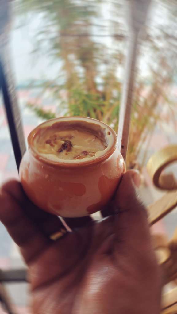 ShijuDaniel96's tweet photo. அடிக்குற வெயிலுக்கு ஒரு பான #kulfi குடிச்சா தான் தணியும் 🥵 https://t.co/vJvgZy8zA2
