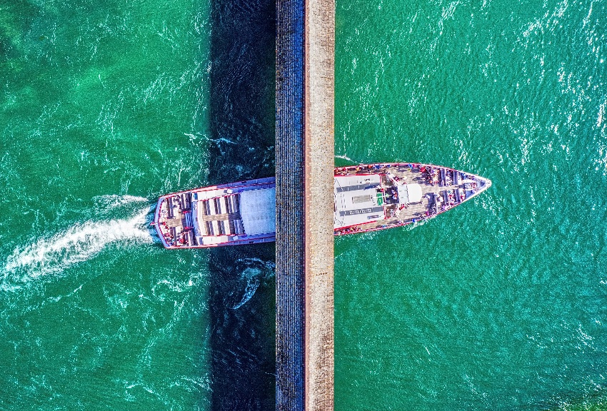 Starke Regenfälle in den vergangenen Tagen ermöglichen den durchgehenden Fahrbetrieb für die URh ab Donnerstag, 20. April 2023. Der Streckenunterbruch zwischen Diessenhofen und Stein am Rhein ist aufgehoben. 
hubs.la/Q01LR0D80