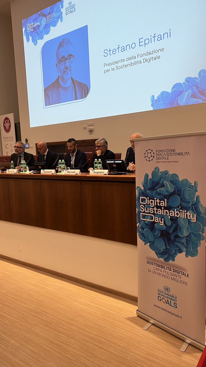 Fondazione per la Sostenibilità Digitale (@digitinst) on Twitter photo ✅ Partiti!
Il presidente <a href="/stefanoepifani/">Stefano Epifani</a>, introdotto da @giunlusempri, dà il via ai lavori del #DigitalSustainabilityDay.
#SostenibilitàDigitale ✅ Partiti!
Il presidente <a href="/stefanoepifani/">Stefano Epifani</a>, introdotto da @giunlusempri, dà il via ai lavori del #DigitalSustainabilityDay.
#SostenibilitàDigitale