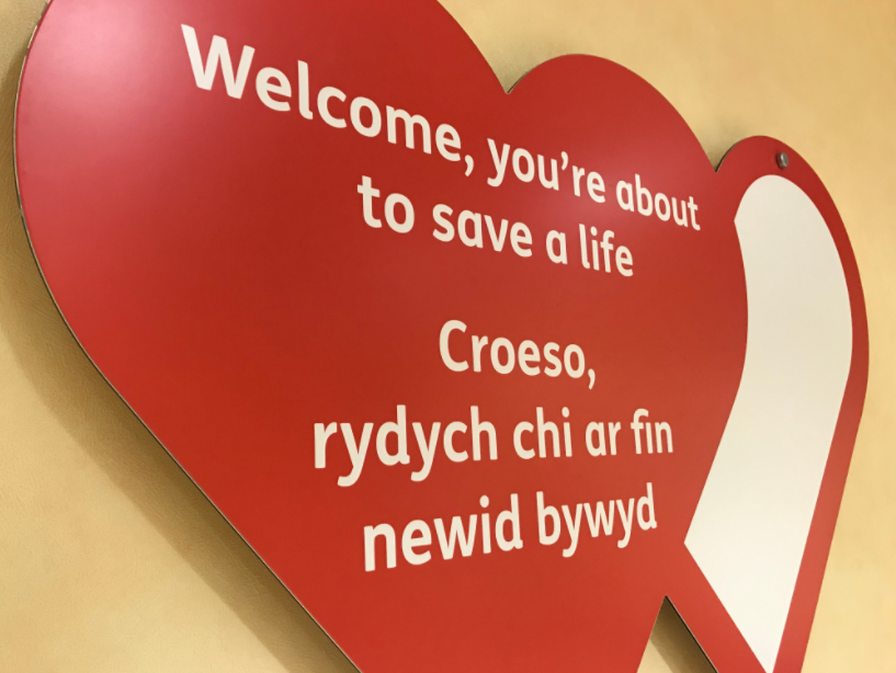 WelshBlood's tweet photo. What are your top tips before giving blood? Here’s ours…

💤 Get a good night's sleep. 
🍽 🥤 Eat and drink well.
👕👗 Wear something with loose sleeves.
🎽❌ Avoid vigorous exercise on the day. https://t.co/DQ61BZfjOG