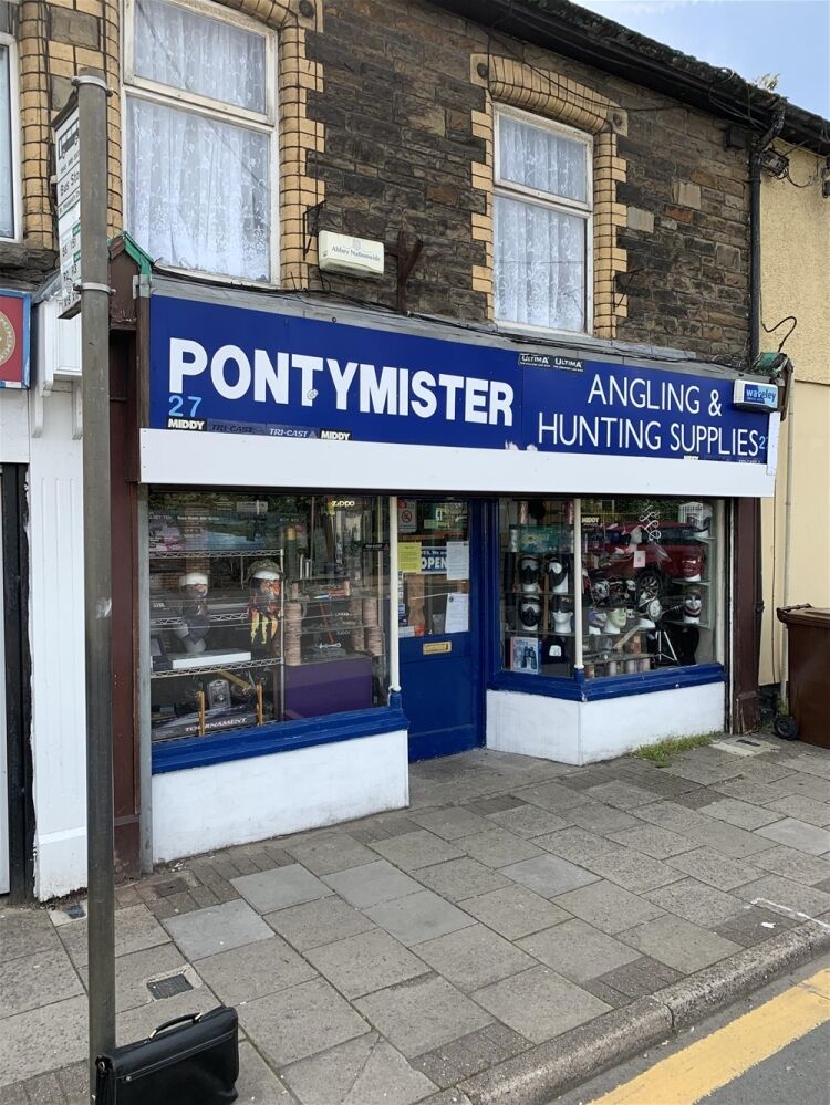 TOWN CENTRE RETAIL FISHING TACKLE & HUNTING EQUIPMENT EMPORIUM NEAR NEWPORT/GWENT City of Newport, Newport Leasehold Price: £27,500 rightbiz.co.uk/buy_business/f… #fisheries #newport #cityofnewport #businessforsale