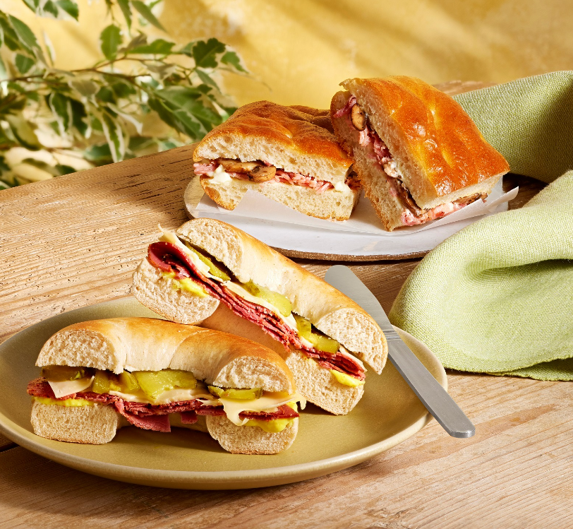 Our new Ham, Mushroom &amp; Mascarpone Focaccia and New York Deli Bagel are the perfect options for a mid-week lunch 🥯

#costacoffee