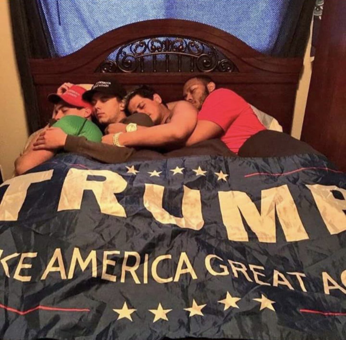 RKdeMaas's tweet image. #thetruthwillout. #MAGA  make america gay again