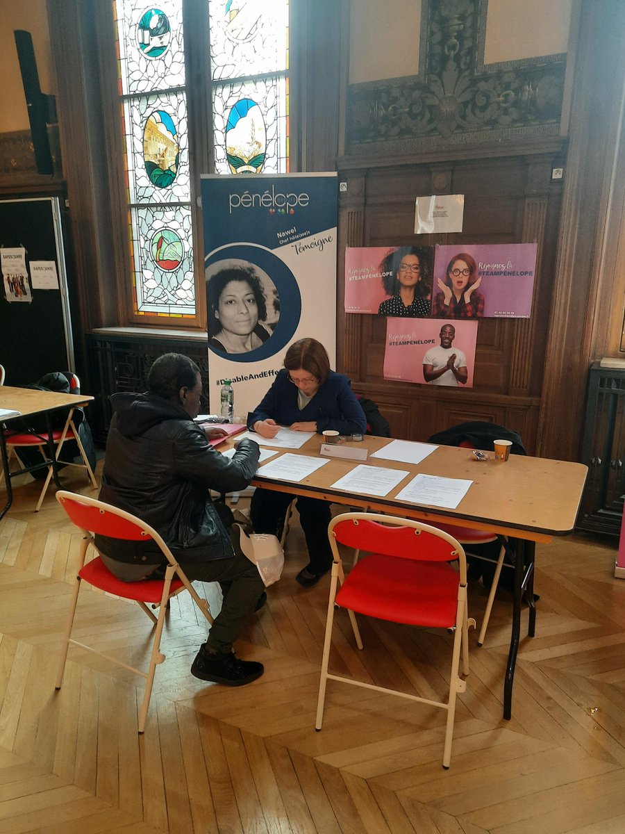 Le forum de #recrutement organisé par Cap Emploi à lieu en ce moment à la mairie du 12ème  🎉. Ce forum est ouvert à toutes les personnes titulaires d’une RQTH. 
Consultez nos offres par ici 👉: eu1.hubs.ly/H03vCSN0   
#job #emploi #handicap #teampenelope #paris #forumemploi