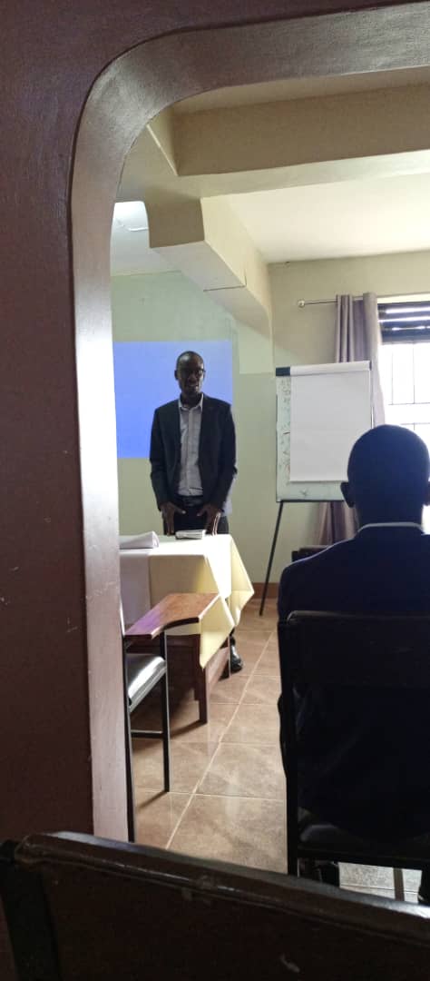 YfcUganda's tweet photo. Protect your privacy with a data detox!
Take control of your digital presence by regularly reviewing your privacy settings & limiting data sharing.
Thrilled to be part of the first cohort of the @RwiziN training of trainers for #CSO actors with the
#DataDetox kit.
@Info_Activism https://t.co/xBZjjz9OXm