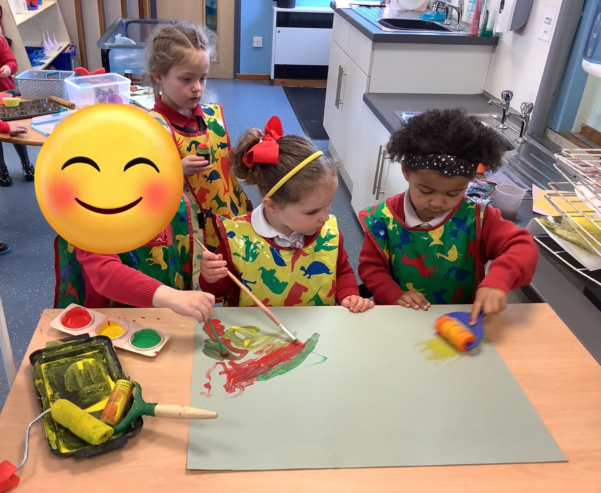 NurseryOPS's tweet image. Exploring our paint station this morning, rolling, colour mixing, painting and stamping!

#eyfsartsanddesign #eyfsteamwork #opsscience #eyfssciene #eyfsmaths