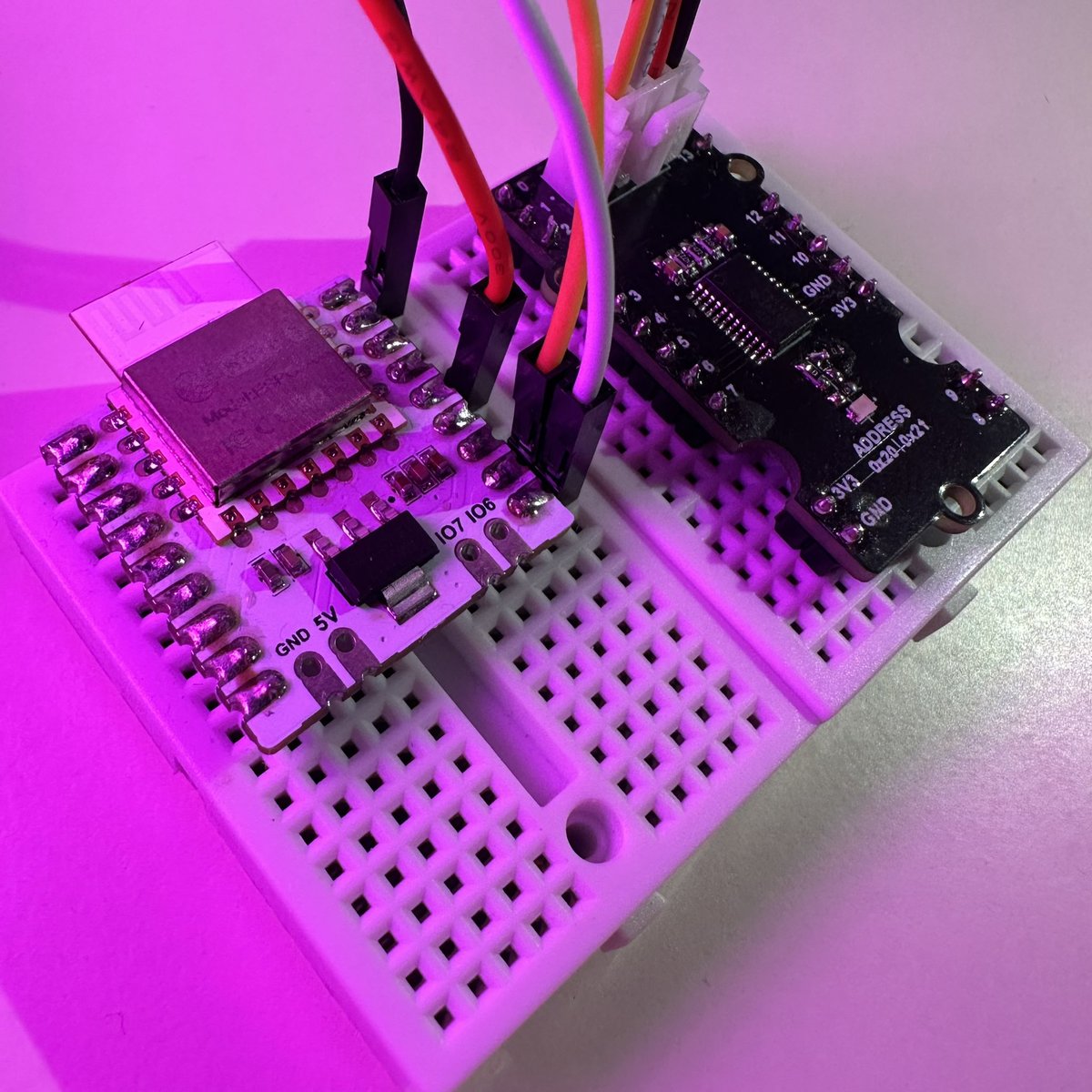 WAlmasarani's tweet photo. https://t.co/hURRUlVrdI
Working with pin expander 2 #serial to 16 #parallel pins
#arduino #esp32project #aprogramming #embedded #esp32 #altiumdesigner #altium #iot #IoTCommunity #microcontroller #pcbprototype #pcbuilding #pcbway #pcbdesign #pcb #embedded https://t.co/BmsuyeOYOf