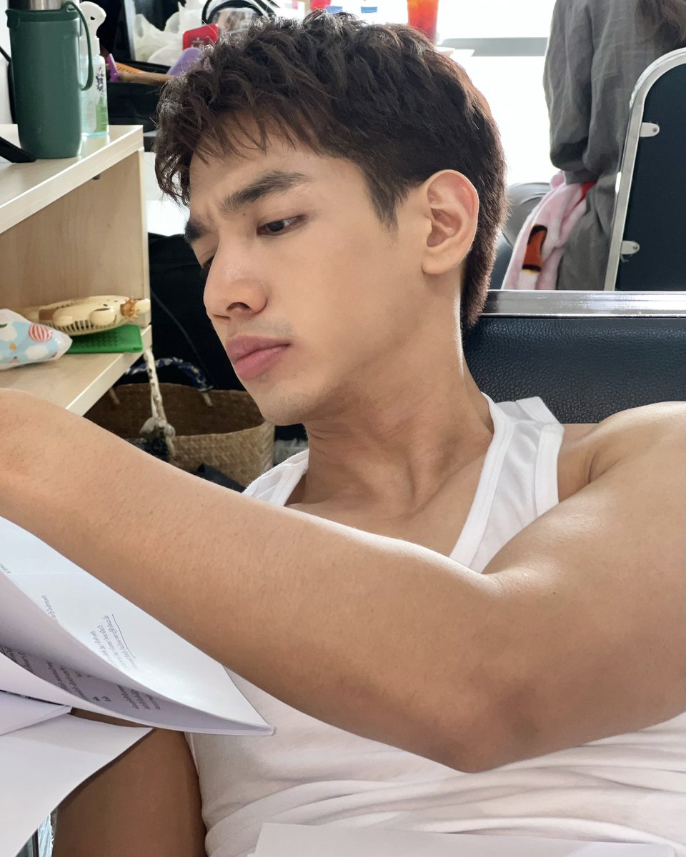 nammon_ktn's tweet photo. เราต้องทำงานอย่าให้งานทำเรา https://t.co/v6eh5GFLfu