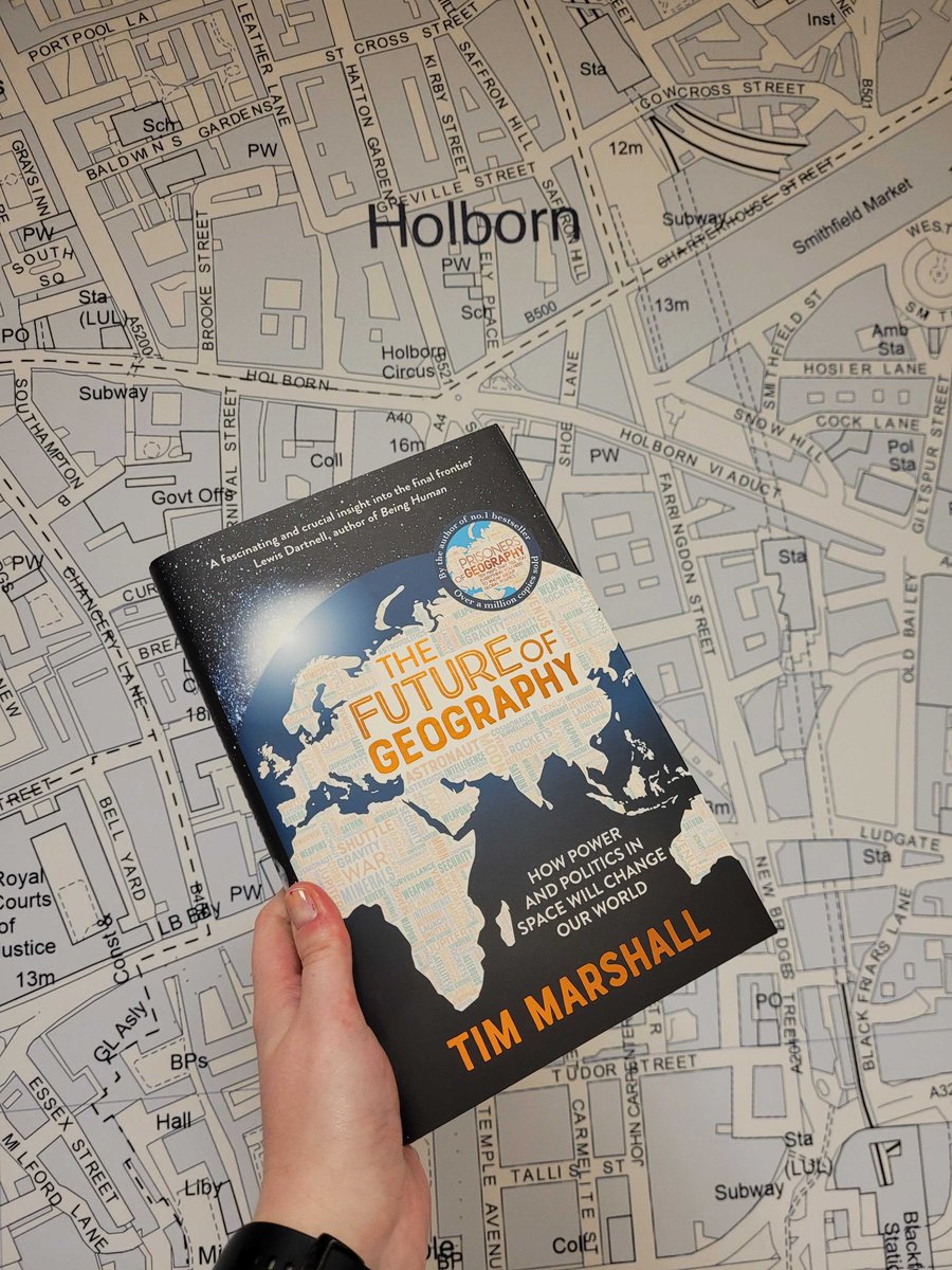 Tim Marshall (<a href="/Itwitius/">Tim Marshall</a>) is signing 600 copies of #TheFutureofGeography at <a href="/BlackwellsHH/">Blackwell's Holborn</a> today!

You can pre-order your signed copy here: blackwells.co.uk/bookshop/produ…