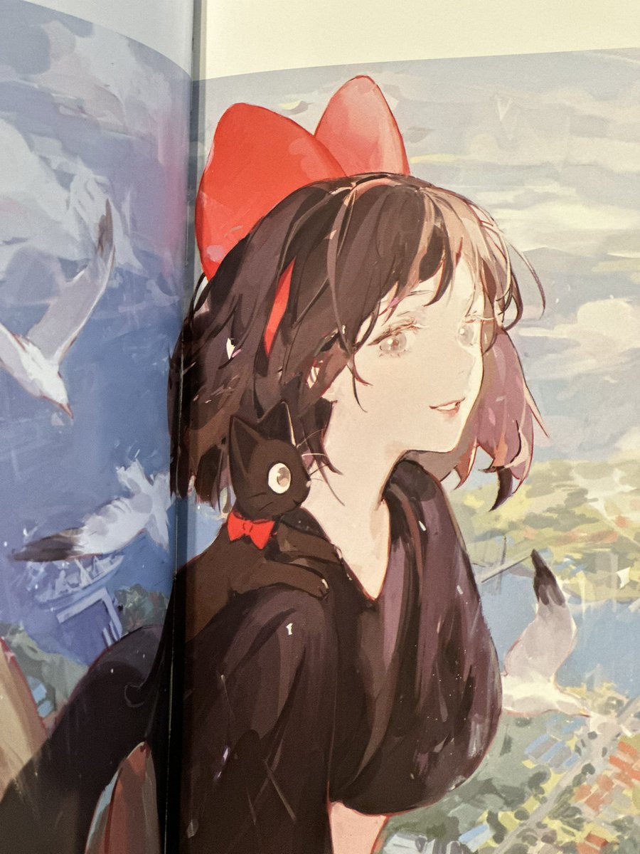 Omg received today a fantastic art book from <a href="/yueko__/">yue</a>  150 pages of sublime illustrations. Thank you so much 😻