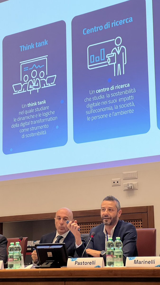 “Questa è una giornata importante, perché in un mondo sempre più digitale è fondamentale far comprendere come indirizzare il cambiamento in un’ottica di sostenibilità”
<a href="/pastorelli_simo/">Simone Pastorelli</a>, Direttore della Comunicazione <a href="/DigiTInst/">Fondazione per la Sostenibilità Digitale</a>