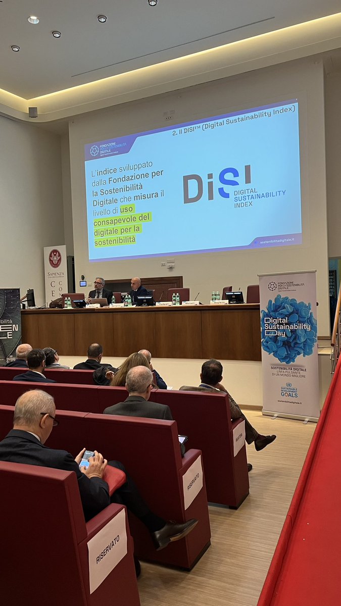 🏙️ Qual è il livello di #SostenibilitàDigitale delle città metropolitane italiane?

Ne parla <a href="/stefanoepifani/">Stefano Epifani</a> con la presentazione del #DiSICity: il nostro nuovo indice sviluppato in collaborazione con l’<a href="/ISPioV_/">ISPIOV Istituto di Studi Politici "S. Pio V"</a>!